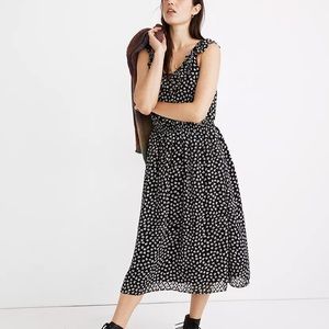 Madewell Ruffle-Neck Smocked in Woodcut Flowers